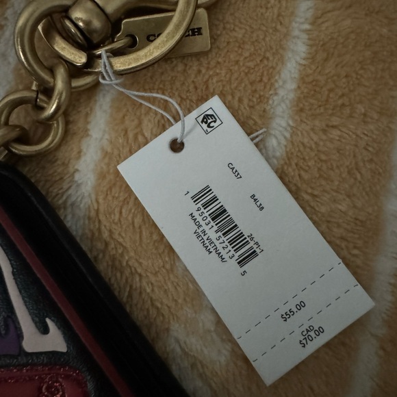 Authentic Coach Pride collection 2023 - Picture 2 of 3